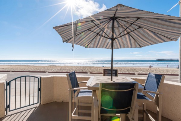 studio private patio